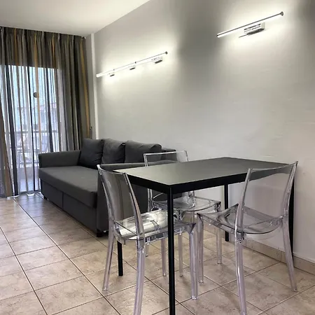 Апартаменты Cecilia Apartmentplaya De Americas *