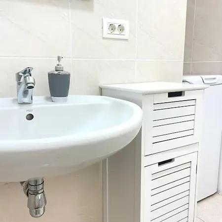 Cecilia Apartmentplaya De Americas דירה *