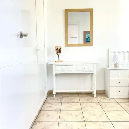 Cecilia Apartmentplaya De Americas Апартаменти