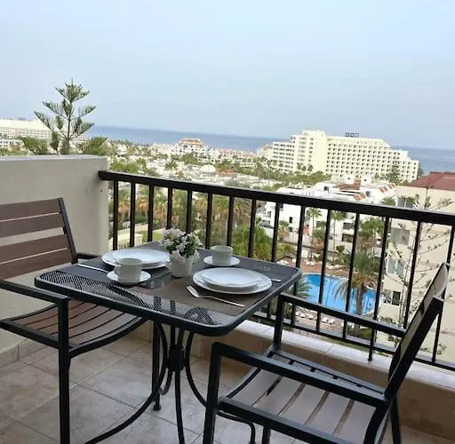 Cecilia Apartmentplaya De Americas شقة